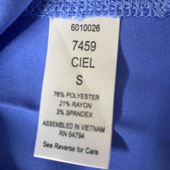 NWT S-XL Womens Light Blue/CEIL Scrub top-Med Couture - Picture 5 of 8
